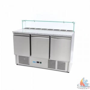 /15492-31718-thickbox/table-de-preparation-2-portes-gn-1-1-240-litres-structure-refrigeree-5x-gn-1-6-150-mm.jpg
